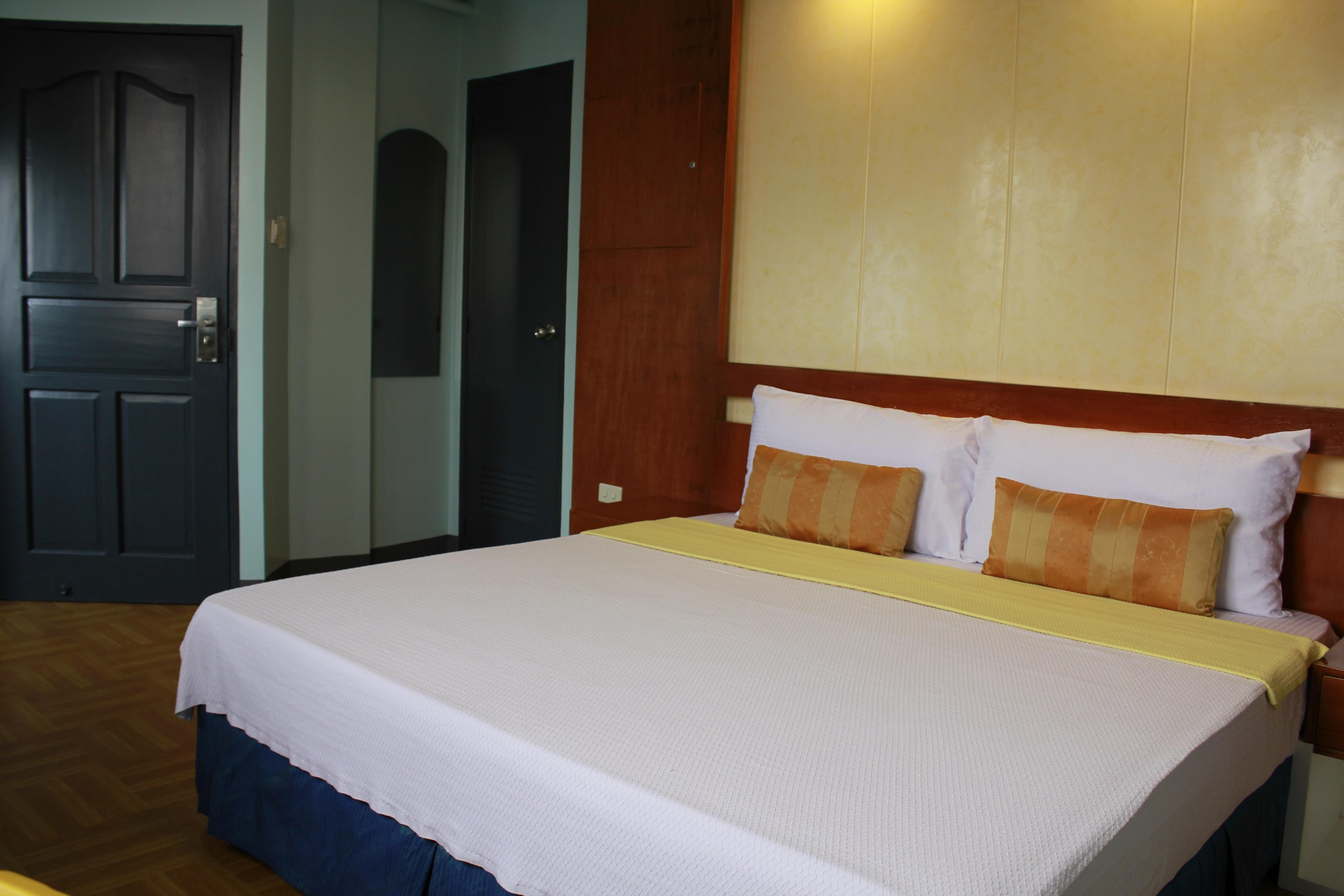 Leesons Residences Manila Luaran gambar