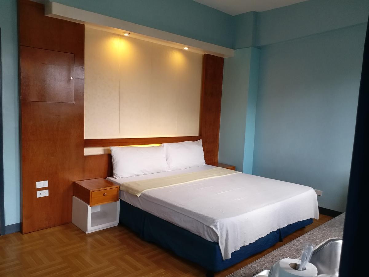 Leesons Residences Manila Luaran gambar